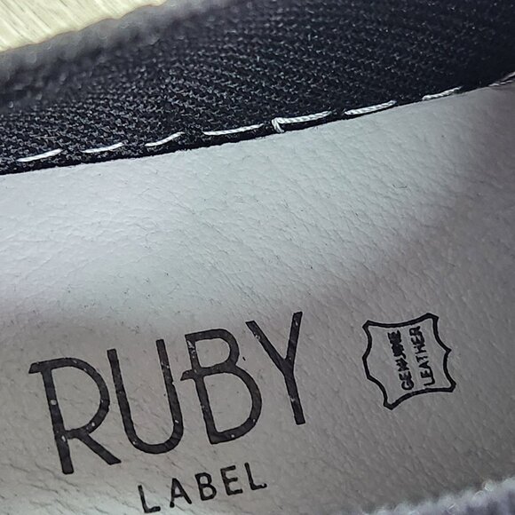 Black Slip-On Sneakers Leather Toe Cap By Ruby Label EU Size 37 US Size 7 - Picture 10 of 11